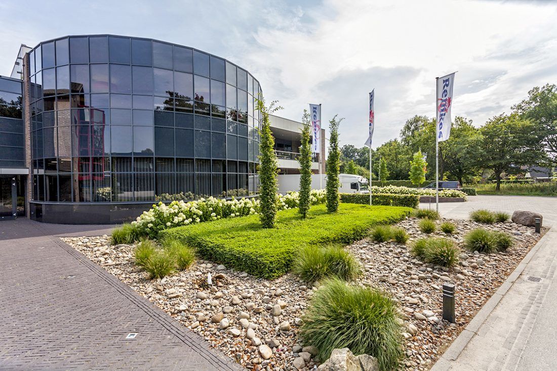 Hoveniersbedrijf-Vos-Tuinvisie-legt-uw-bedrijfstuin-aan-e1537966690104