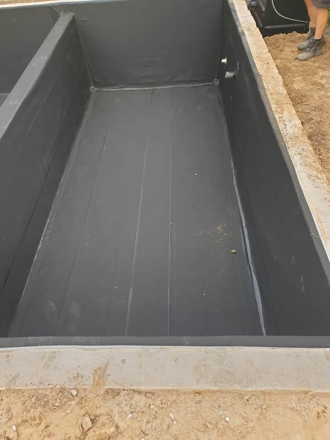 Ombouw gedateerd chloorbad naar natuurlijk gezuiverde zwemvijver 4