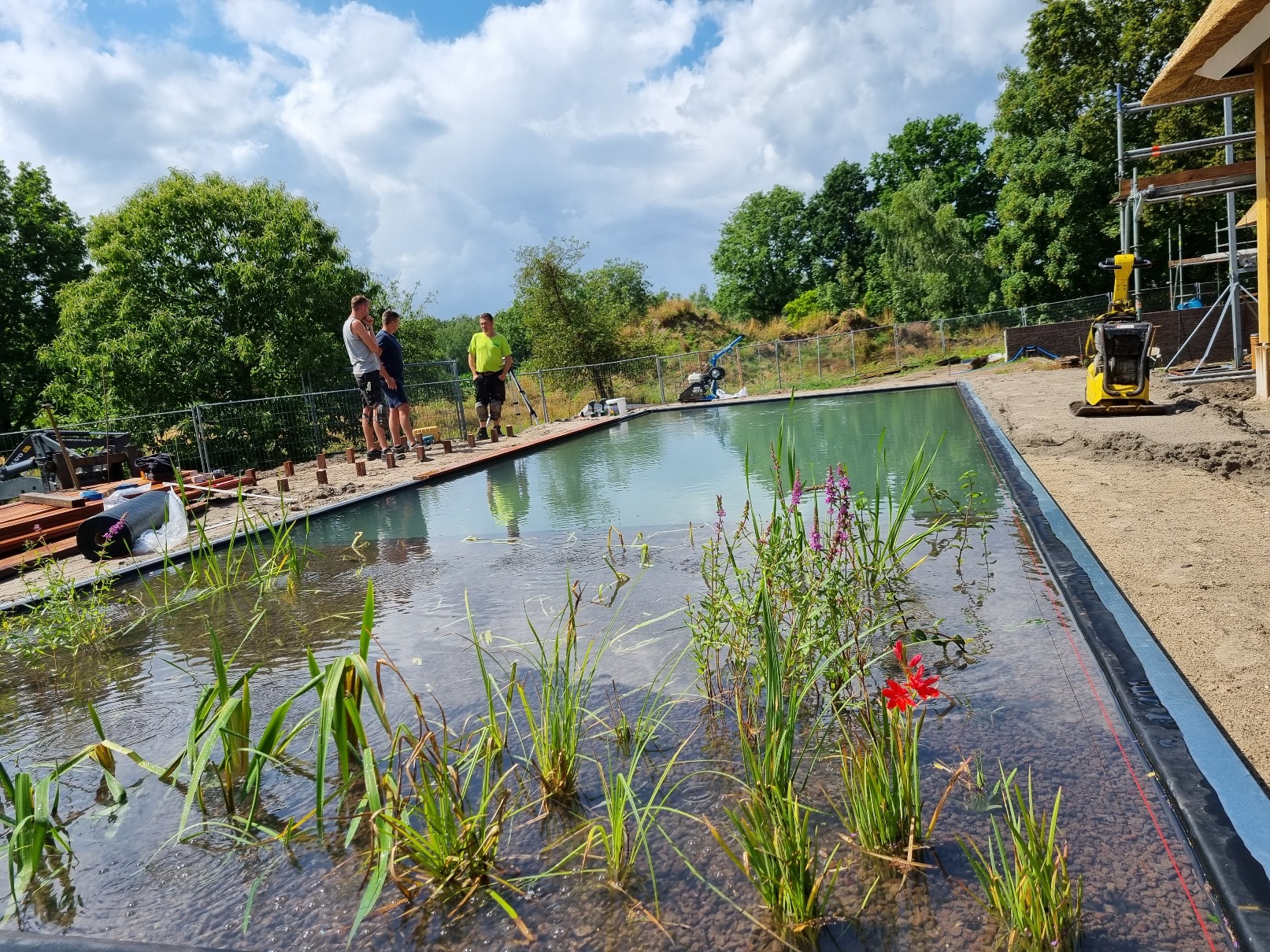 Zwemvijver-aanleggen-in-Epe