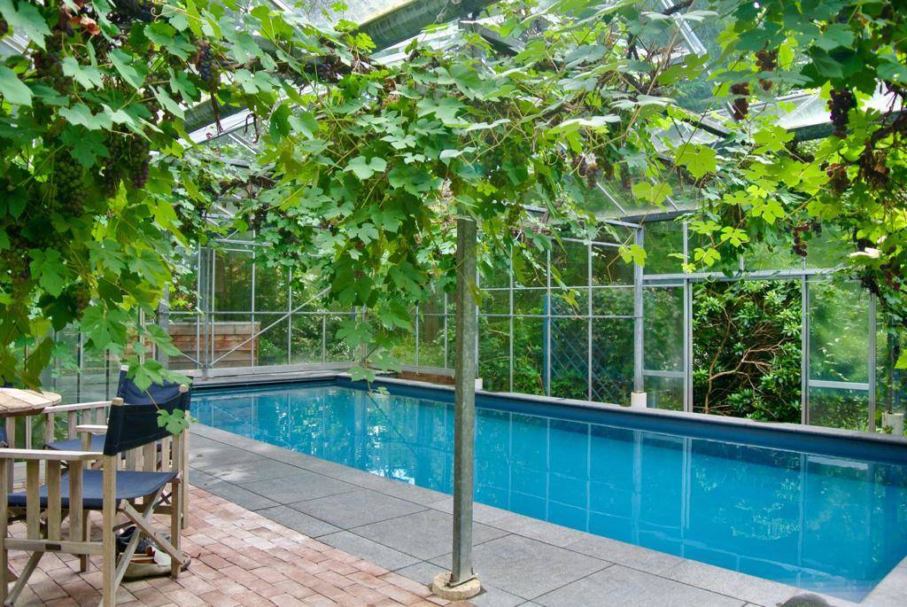 Aanleg-zwembad-in-kas-in-Hattem